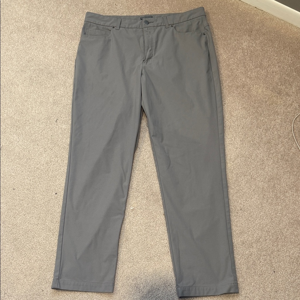 VRST Men's Gray Pants